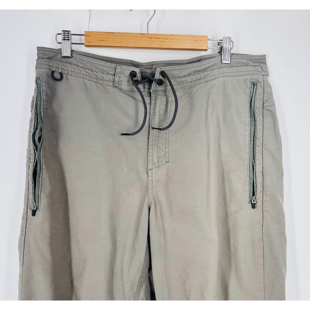 Roark Revival Mens Layover Travel Pants Grey Olive Drawstring Zip Pockets 32 - Picture 3 of 16